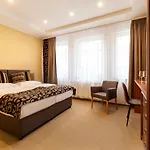 Na Vyvoji Hotel 4*