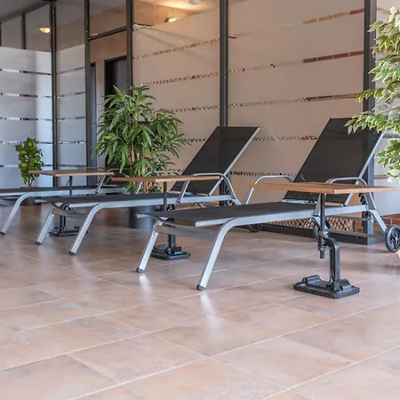 Na Vyvoji Hotel 4*