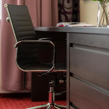 Hotel Na Vyvoji 4*