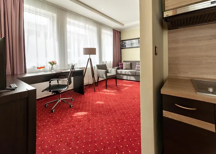 Hotel Na Vyvoji 4*